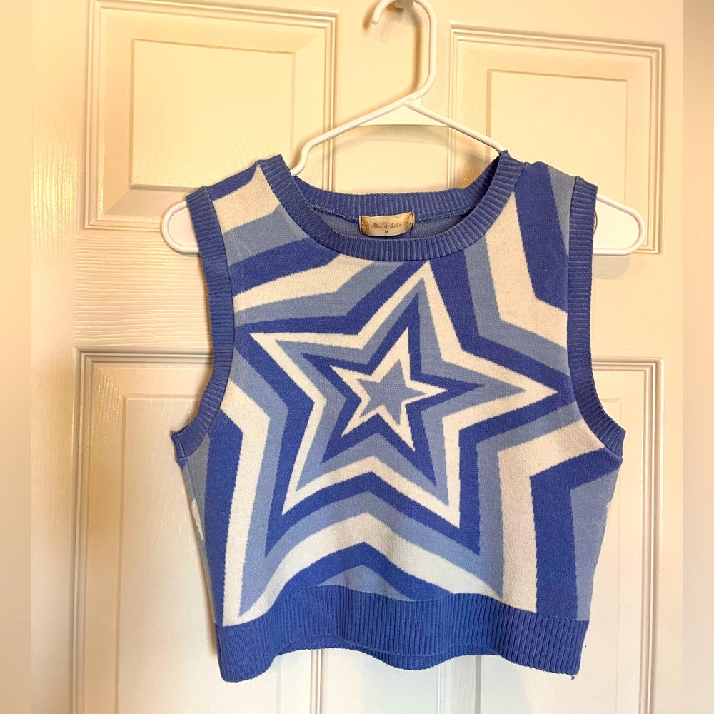 Altar’d State sweater vest size M